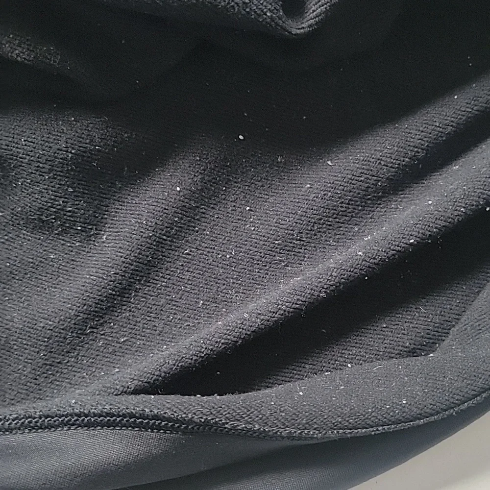 Under Armour black hoodie - Picture 7 of 8